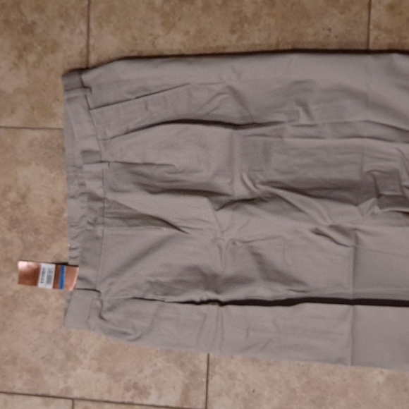 Haggar Other - Haggar Khaki Pants 36x34
